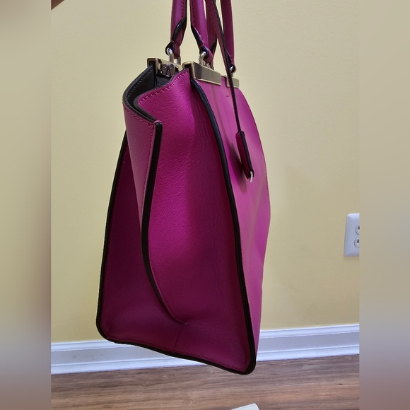 🎉HOST PICK🎉 FENDI 3 Jours Calfskin Leather Shoulder Bag, Pink - Picture 13 of 17